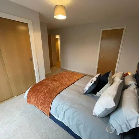 Stunning 2-bed In With Parking Бристоль